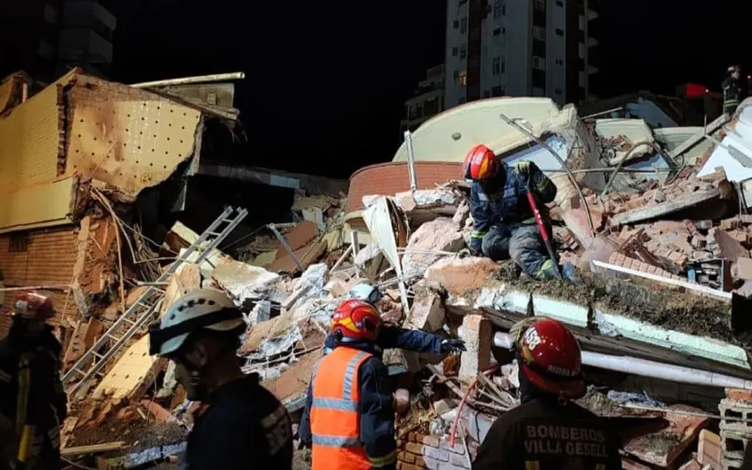 Un muerto por el derrumbe de un edificio en Villa Gesell