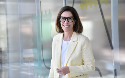Laura Alonso califica a Adorni como «muñequito de PlayStation» en medio de disputa electoral