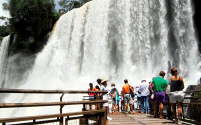 Más de un millón de turistas viajaron durante el fin de semana largo