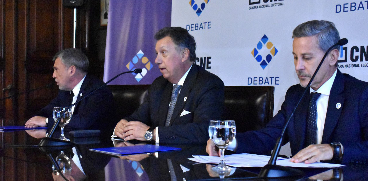 8OWwrManY_1256x620__1