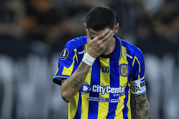 El Rosario Central de Di María perdió 1-0 con Corinthians y quedó eliminado en los octavos de final de la Libertadores